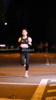 Runner Photo 1755419
