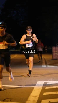 Runner Photo 1755672