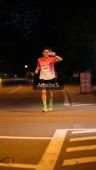 Runner Photo 1755744