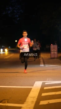 Runner Photo 1755763