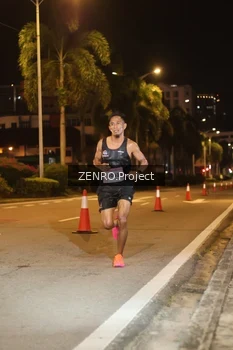 Runner Photo 1755799