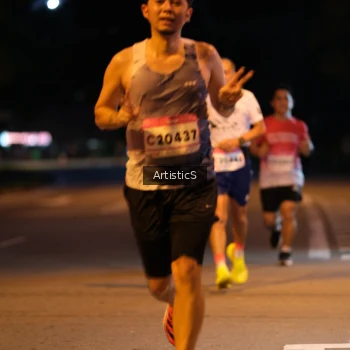 Runner Photo 1755966