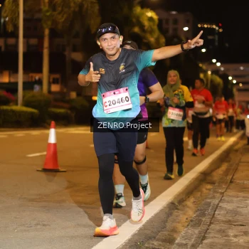 Runner Photo 1755975