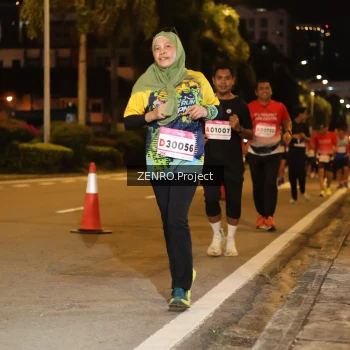 Runner Photo 1755992