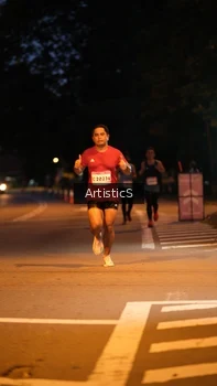 Runner Photo 1756007