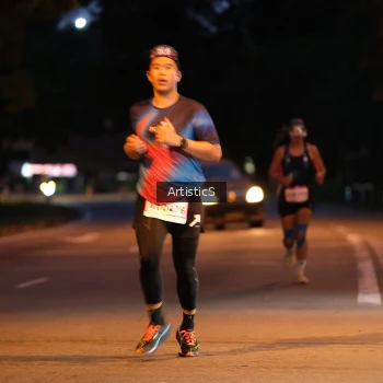 Runner Photo 1756060