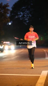 Runner Photo 1756073