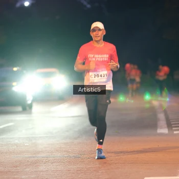 Runner Photo 1756089