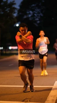 Runner Photo 1756104
