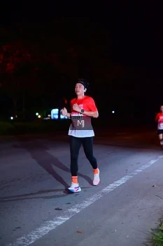 Runner Photo 1756152