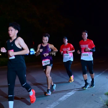 Runner Photo 1756256