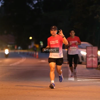 Runner Photo 1756257