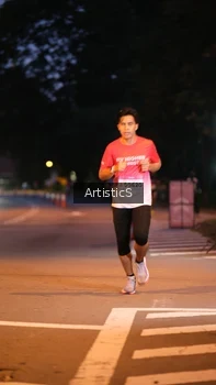 Runner Photo 1756266