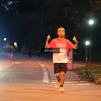 Runner Photo 1756323