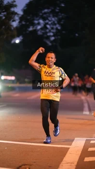 Runner Photo 1756389