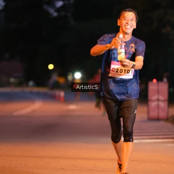 Runner Photo 1756400