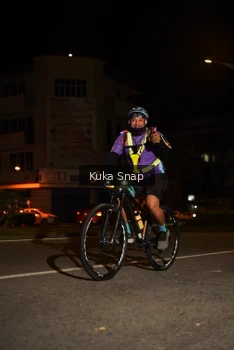 Runner Photo 1756593