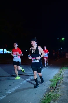 Runner Photo 1756611