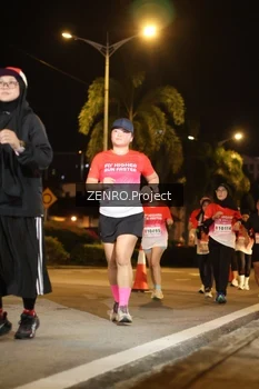 Runner Photo 1756692