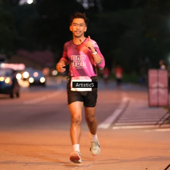 Runner Photo 1756693