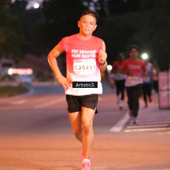 Runner Photo 1756730