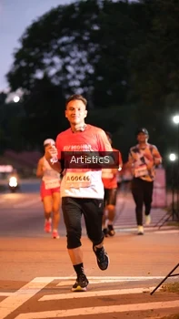 Runner Photo 1756763
