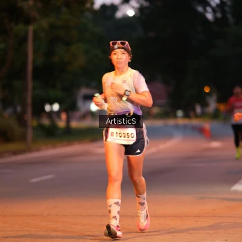 Runner Photo 1756794