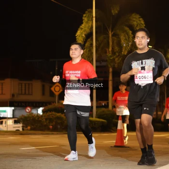 Runner Photo 1756809