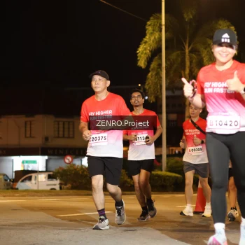 Runner Photo 1756833