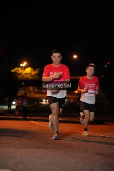 Runner Photo 1756845