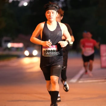 Runner Photo 1756874