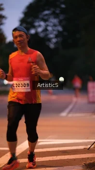 Runner Photo 1756883