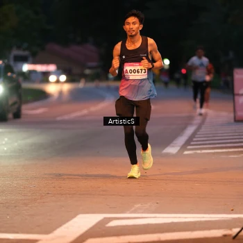 Runner Photo 1756960