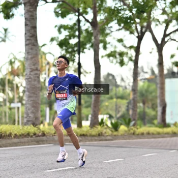 Runner Photo 1757029