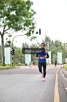 Runner Photo 1757065
