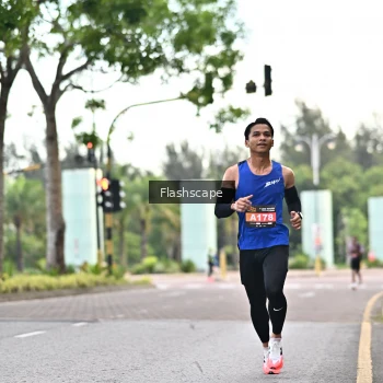 Runner Photo 1757074