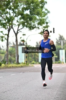 Runner Photo 1757076
