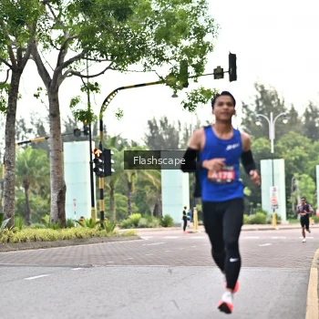 Runner Photo 1757085