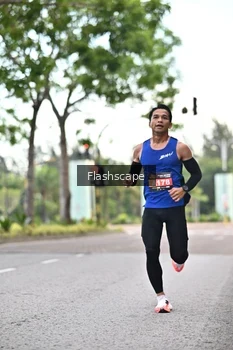 Runner Photo 1757097