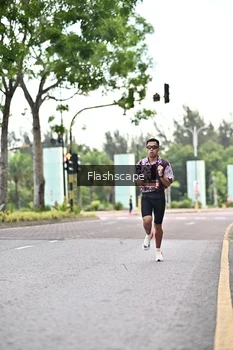 Runner Photo 1757126