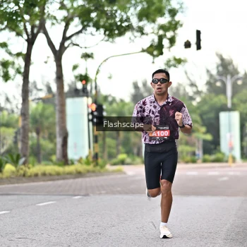 Runner Photo 1757156