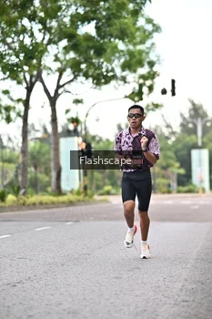 Runner Photo 1757157