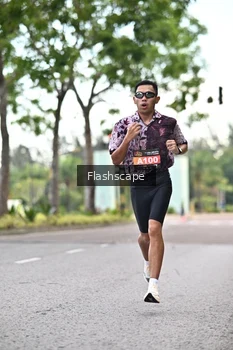 Runner Photo 1757190