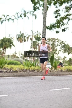 Runner Photo 1757200