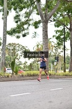 Runner Photo 1757274