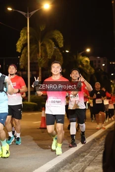 Runner Photo 1757276