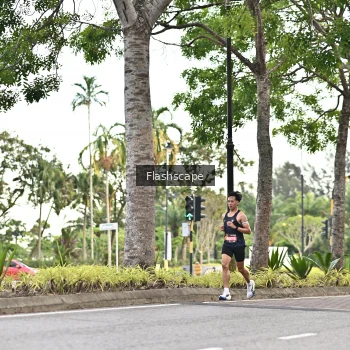 Runner Photo 1757304