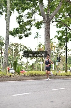 Runner Photo 1757345