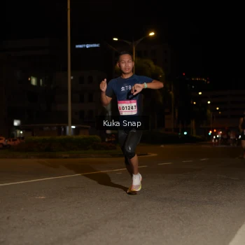 Runner Photo 1757379