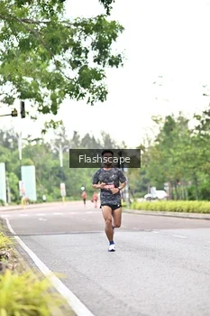 Runner Photo 1757436